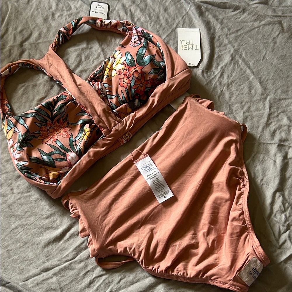 Reversible Floral Bikini Set - Picture 7 of 8